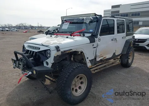 2014 Jeep Wrangler Unlimited Sport z USA, uszkodzony, nr VIN 1C4BJWDG7EL210262